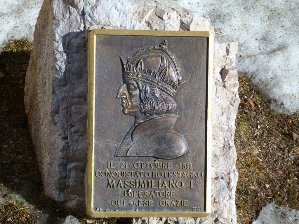 Cortina d'Ampezzo Gedenkstein Nahe Chiesa di Ospitale
